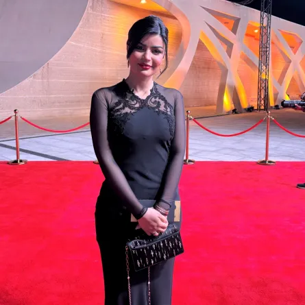 ميلا الزهراني- الصورة خاصة بسيدتي من تصوير زكية البلوشي