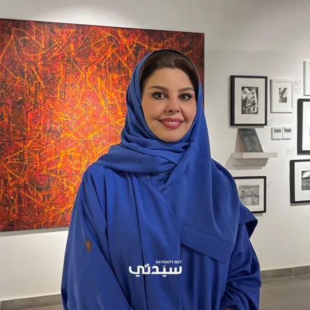 لولوة الحمود فنانة تشكيلية وباحثة في الخط العربي 