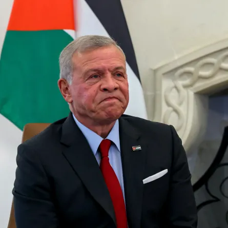 الملك عبد الله الثاني King Abdullah II في باريس- (مصدر الصورة: Yoan VALAT / POOL / AFP)
