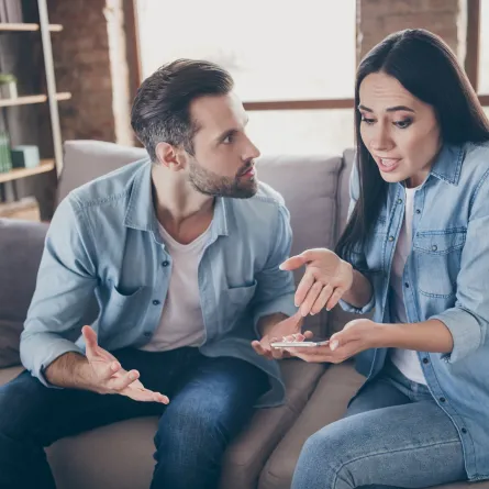  الغيرة في العلاقة الزوجية