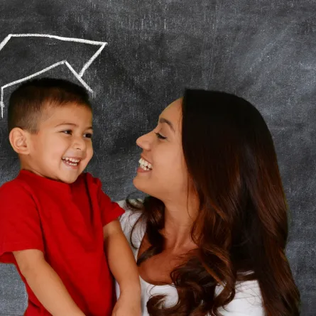 اظهري لغة جسدك لطفلك