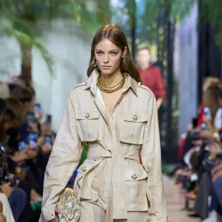 جمبسوت من إيلي صعب Elie Saab - الصورة من Launchmetrics/Spotlight ©