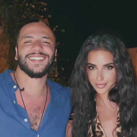 آية سماحة وزوجها محمد السباعي - الصورة من حسابها على إنستغرام