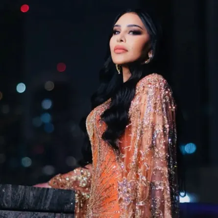 أحلام الشامسي- الصورة من صفحتها على إنستغرام