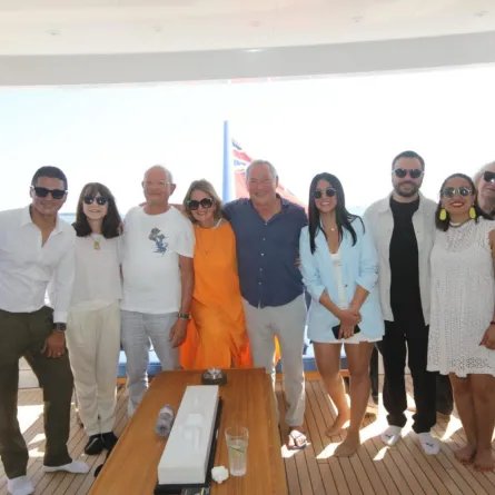 اللجنة المنظمة للجناح المصري في مهرجان كان - الصورة من المركز الصحفي