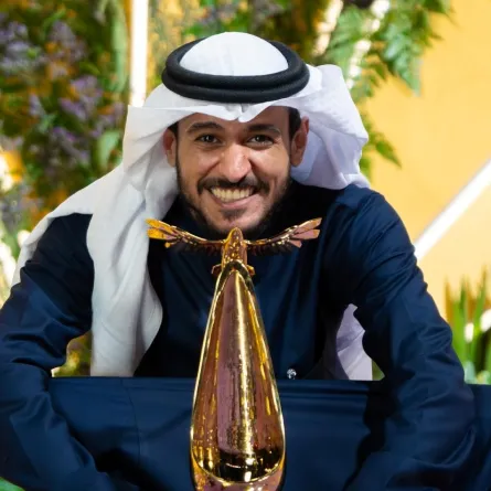 عايض- الصورة من حسابه على الانستغرام