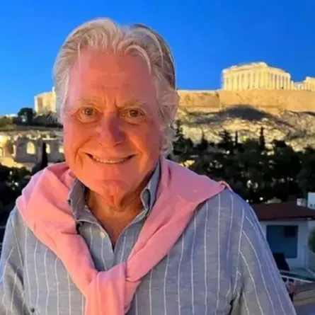 حسين فهمي- الصورة من حسابه على إنستغرام