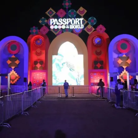 فعالية جوازك إلى العالم تواصل تقديم عروضها الثقافية والفنية في جدة