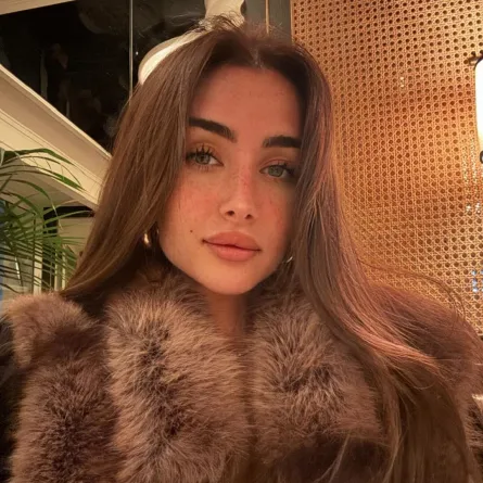 هنا الزاهد - الصورة من صفحتها على إنستغرام