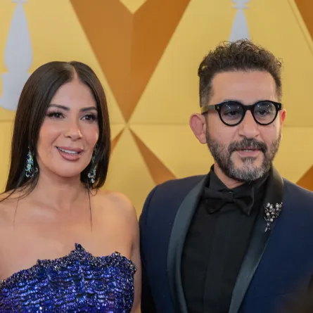 أحمد حلمي ومنى زكي - الصورة من المكتب الاعلامي لمجموعة mbc