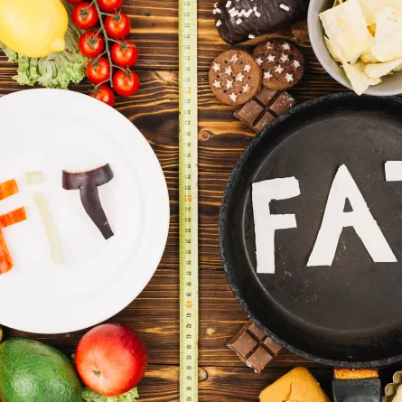  فقدان الوزن وفقدان الدهون مختلفان Image By Freepik