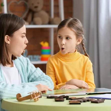 صورة للتدريب على النطق والكلام