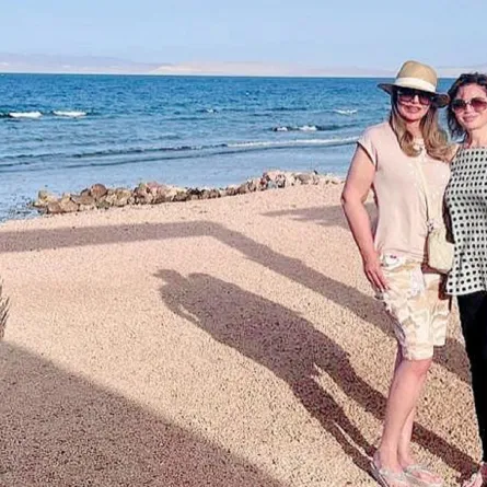 ليلى علوي برفقة إلهام شاهين - الصورة من حساب الفنانة إلهام شاهين على إنستغرام