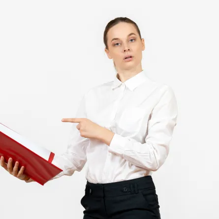 لماذا يمثل موظف الأرشيف أهمية بالغة في العمل؟ 