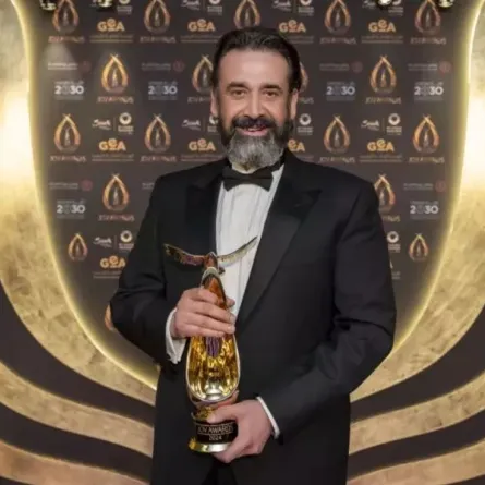 كريم عبد العزيز - الصورة من المكتب الإعلامي لـ MBC