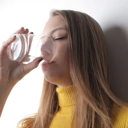 تفسير حلم الارتواء بالماء في المنام