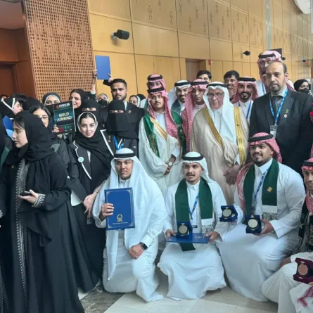 من زيارة سفيرالسعودية لدى ماليزيا السفير مساعد بن ابراهيم السليم لجناح السعودية في المعرض الدولي للاختراعات والابتكارات والتقنية ITEX 2025 