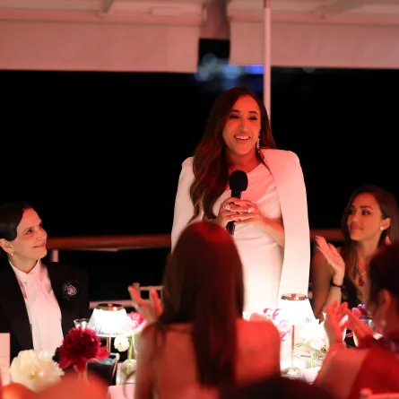 جمانا الراشد خلال حفل "المرأة في السينما" الذي أقامته مؤسسة البحر الأحمر السينمائي في كاب دانتيب، فرنسا، (مصدر الصورة : Arnold Jerocki/Getty Images for Red Sea Film Foundation)