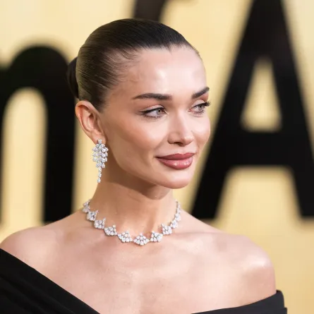 إيمي جاكسون في حفل أمفار 2025 (مصدر الصورة: Samir Hussein/WireImage Via Getty Images)