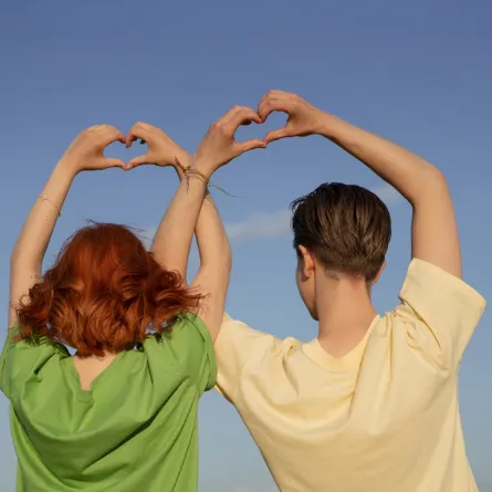 الحب في مرحلة الشباب