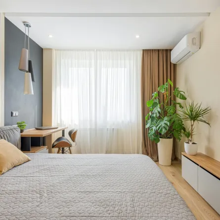 غرفة نوم مودرن واسعة