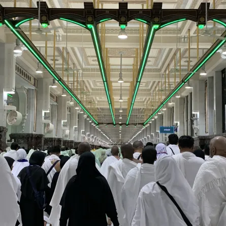  إطلاق خدمة استعراض تصاريح حج هذا العام 1446هـ 	- الصورة من موقع نسك حج