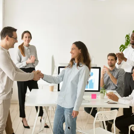 بناء جسور تواصل مع الاصدقاء