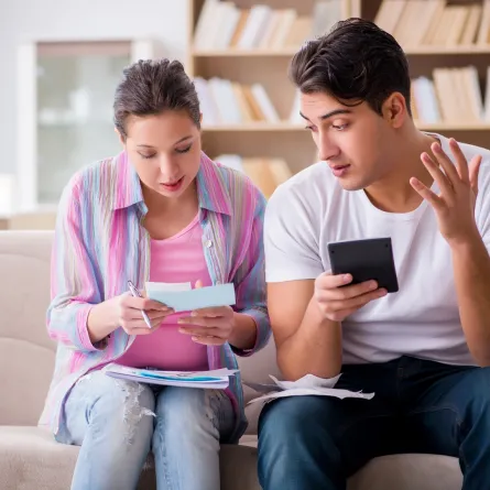 تأثير الضغوط الاقتصادية على الحياة الزوجية