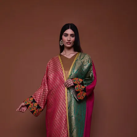 عباية من أيوا لندن Aywa London - الصورة من حساب الماركة على إنستغرام