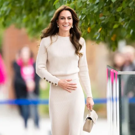 كيت ميدلتون Kate Middleton تزور جامعة نوتنغهام في بريطانيا - ( مصدر الصورة  Samir Hussein/WireImage)