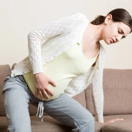 صورة لآلام الولادة