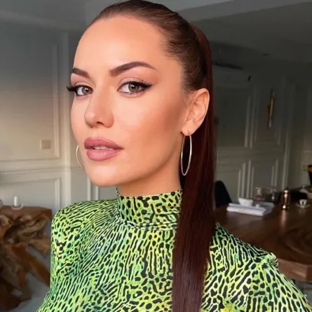 صيحات جمالية من التركية فهرية أفجان