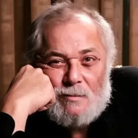 محمود عبد العزيز- صورة أرشيفية