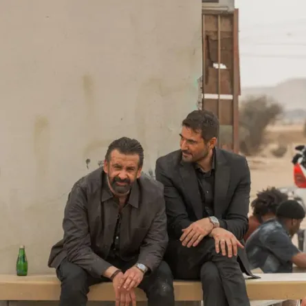 كريم عبد العزيز وأحمد عز من كواليس الفيلم- الصورة من صفحة المستشار تركي آل الشيخ على فيسبوك