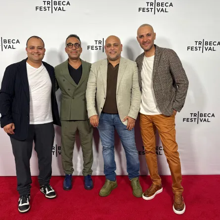 فريق إنتاج فيلم هابي بيرث داي - الصورة من المركز الصحفي للشركة المنتجة 