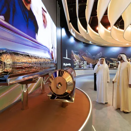 وضع حجر الأساس لبدء تنفيذ الخط الأزرق لمترو دبي. الصورة من الحساب الرسمي لحاكم دبي على منصة x