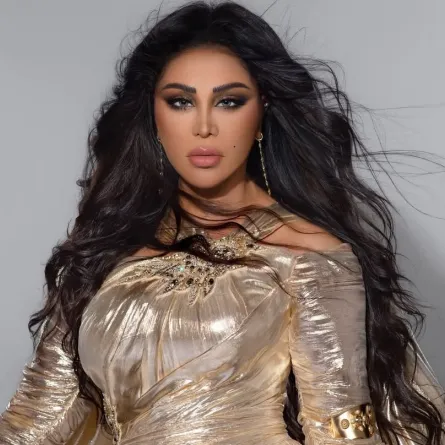 في ذكرى زواجها... صيحات جمالية من أحلام تلهم المرأة الراقية 