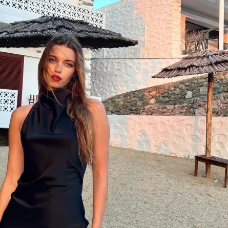 عفراء ساراتش أوغلو- الصورة من حسابها الرسمي على إنستغرام