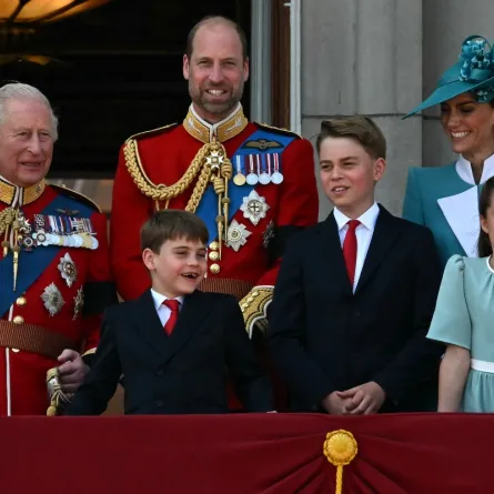 العائلة المالكة البريطانية في لندن ( The British Royal Family in London ). مصدر الصورة:Ben STANSALL / AFP
