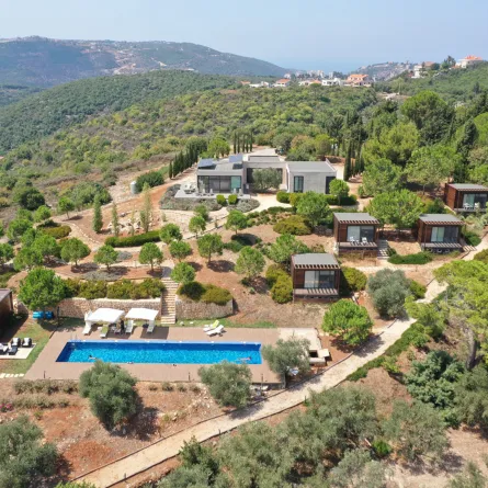 سياحة الاسترخاء فن الاستسلام للسكينة