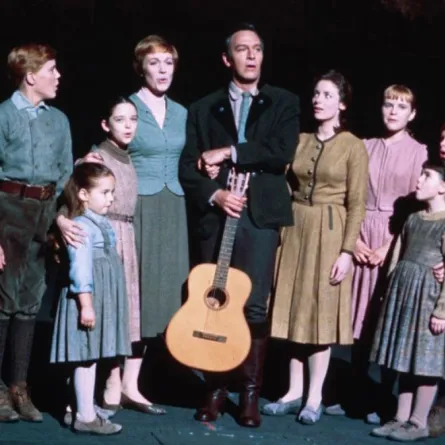 فيلم The Sound of Music- الصورة من قاعدة بيانات الأفلام imdb