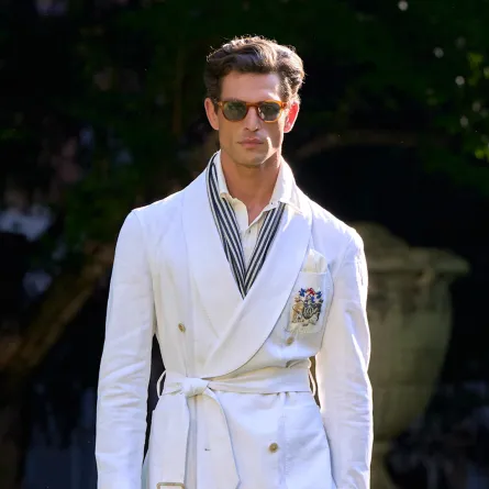 بليزر من دانهيل Dunhill - الصورة من Launchmetrics/Spotlight ©