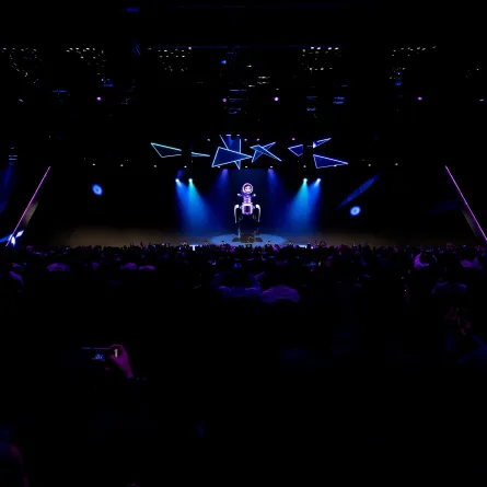 جي 42 تختتم فعاليات قمتها السنوية Supercharged في أبوظبي. الصورة من wam