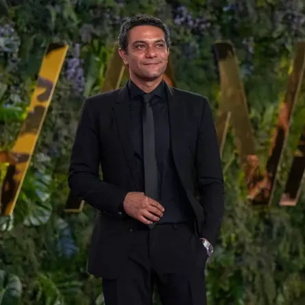 آسر ياسين -الصورة من المكتب الإعلامي لـmbc