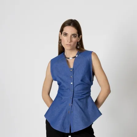 قميص من ميزون نينتشيوني Maison Nencioni - الصورة من Launchmetrics/Spotlight ©