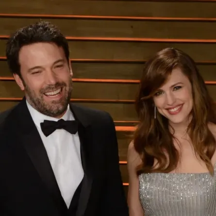 بن أفليك وجينيفر غارنر في ويست هوليوود، كاليفورنيا (Ben Affleck and Jennifer Garner in West Hollywood, California). مصدر الصورة: C Flanigan/WireImage