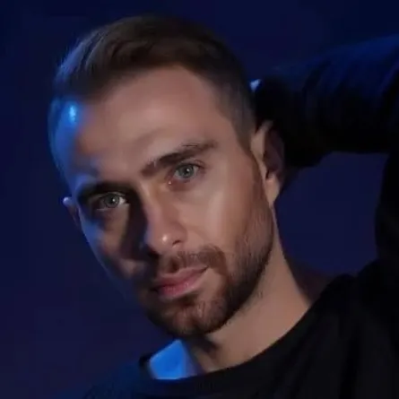 حسام حبيب- الصورة من المكتب الإعلامي للفنان