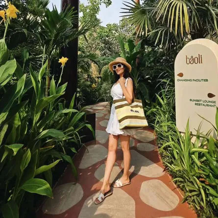 مي عمر -الصورة من حسابها على إنستغرام