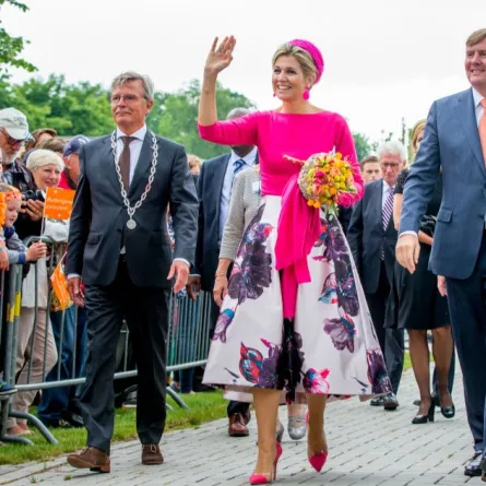 ملك هولندا وليم ألكسندرWillem Alexander برفقة زوجته الملكة ماكسيما Queen Maxima(مصدر الصورة Patrick van Katwijk/Getty Images)