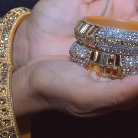 تفسير حلم لبس أسورة ذهب للمتزوجة